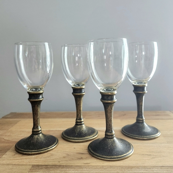 Set of 4 Clear glass solid brass stem wine glasses, Vintage barware - Picture 3 of 8